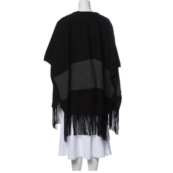 PH5 Pure Wool Oversized Square Cape Sweater Poncho with Fringe Bottom S Boho - Picture 2 of 16